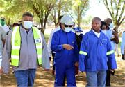 Minister Senzo Mchunu (centre) Deputy Minister David Mahlobo (left) at Rietspruit Waste Water Treatment Plant 012